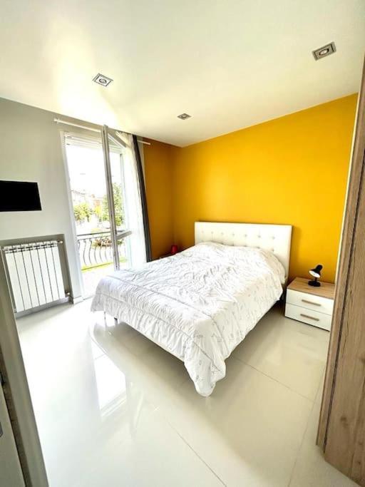 Appartamento Chloe Sirmione Exterior foto